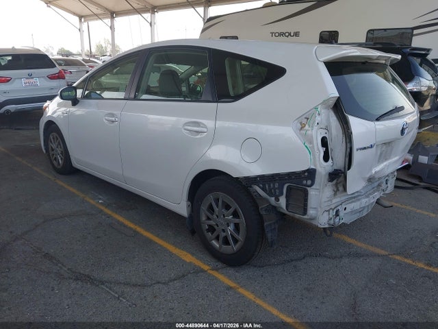 JTDZN3EU8GJ051174 Toyota Prius V Two