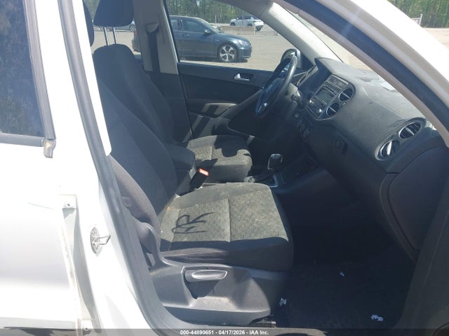 Продаж на аукціоні авто 2014 Volkswagen Tiguan S, vin: WVGAV3AX7EW619780, номер лоту: 44890651