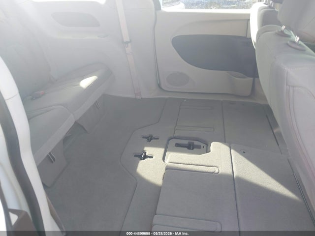 2C4RC1CG1HR837161 Chrysler Pacifica Lx