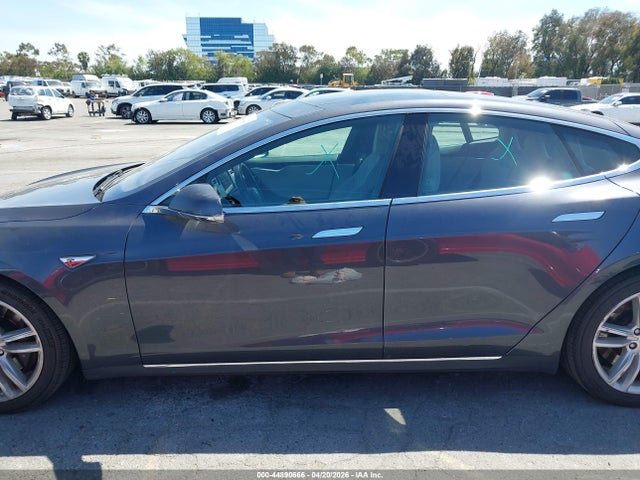 44890666 :رقم المزاد ، 5YJSA1E26GF126767 vin ، 2016 Tesla Model S 60d/70d/75d/85d/90d مزاد بيع
