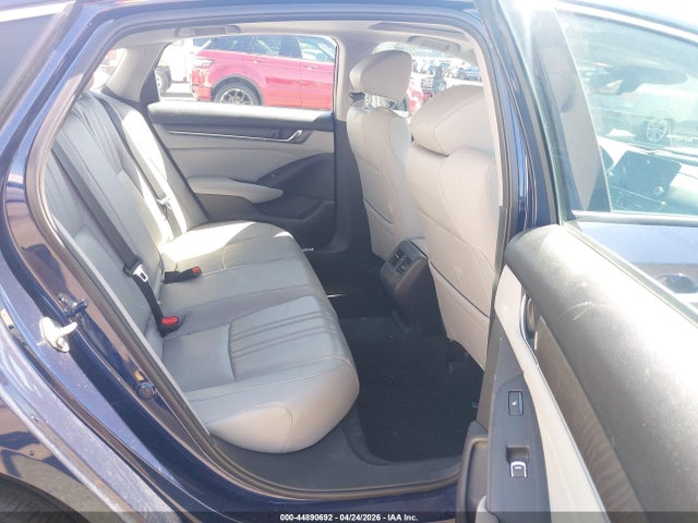 Honda Accord Touring 2018 1HGCV1F97JA153644 Image 8