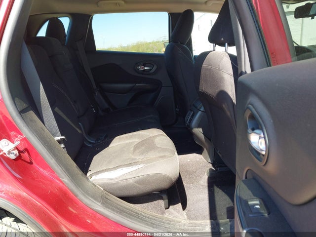 Продаж на аукціоні авто 2017 Jeep Cherokee Latitude Fwd, vin: 1C4PJLCB8HW502497, номер лоту: 44890744