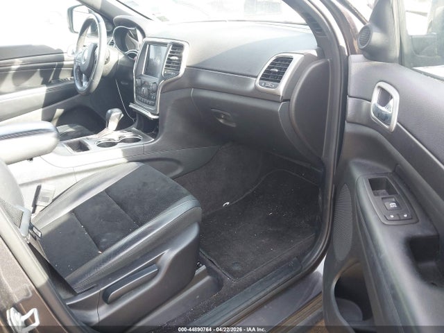 1C4RJFAG7JC390520 Jeep Grand Cherokee Altitude 4x4
