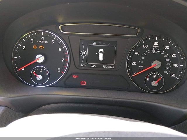 44890779 :رقم المزاد ، 5XYPGDA3XHG327778 vin ، 2017 Kia Sorento 2.4l Lx مزاد بيع