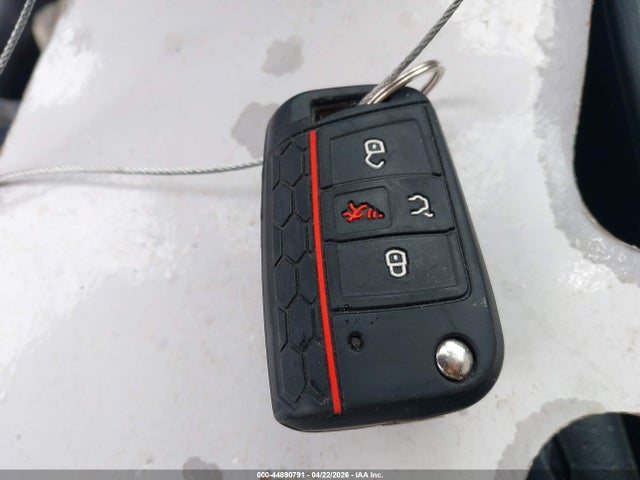 Продажа на аукционе авто 2016 Volkswagen Golf Sportwagen Tsi Se 4-door, vin: 3VWC17AU8GM513442, номер лота: 44890791