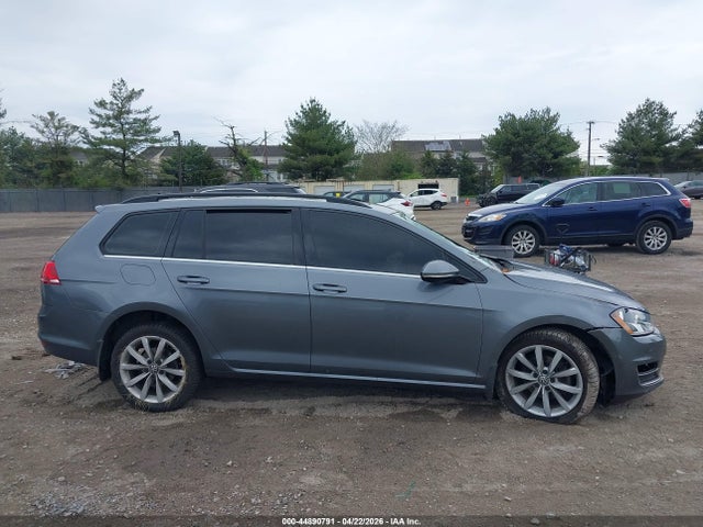 Продажа на аукционе авто 2016 Volkswagen Golf Sportwagen Tsi Se 4-door, vin: 3VWC17AU8GM513442, номер лота: 44890791