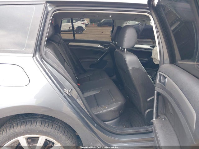 Продажа на аукционе авто 2016 Volkswagen Golf Sportwagen Tsi Se 4-door, vin: 3VWC17AU8GM513442, номер лота: 44890791