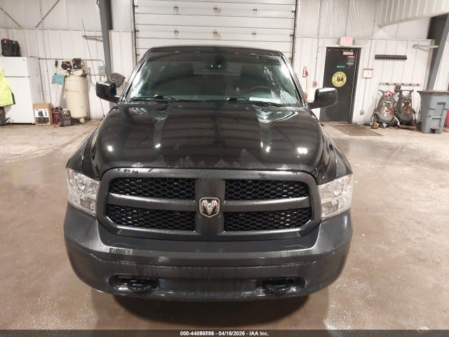 44890795 :رقم المزاد ، 1C6RR7KG6JS106210 vin ، 2018 Ram 1500 Tradesman  4x4 5'7 Box مزاد بيع