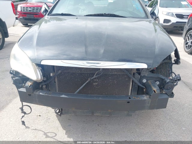 Aukcja sprzedaży 2013 Chrysler 200 Limited, vin: 1C3BCBFG1DN584132, numer aukcji: 44890798