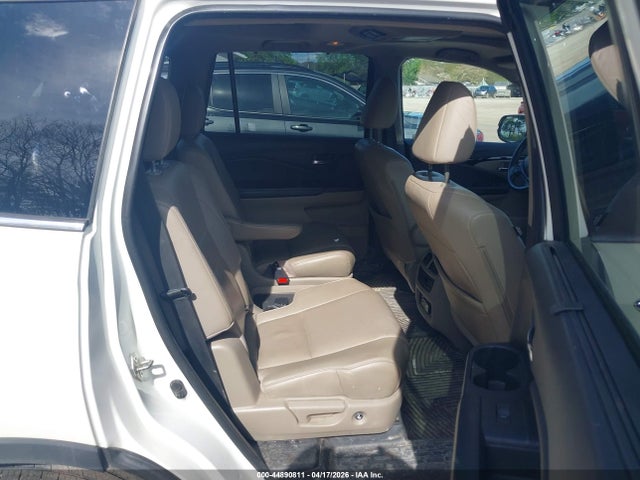 Продаж на аукціоні авто 2018 Honda Pilot Elite, vin: 5FNYF6H01JB055987, номер лоту: 44890811