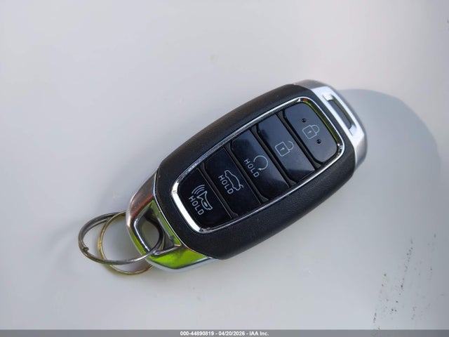 Продажа на аукционе авто 2021 Hyundai Elantra Sel, vin: 5NPLS4AG4MH005379, номер лота: 44890819