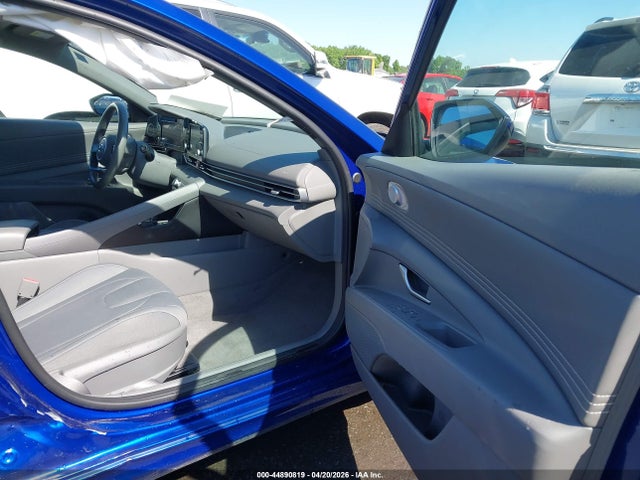 Продажа на аукционе авто 2021 Hyundai Elantra Sel, vin: 5NPLS4AG4MH005379, номер лота: 44890819