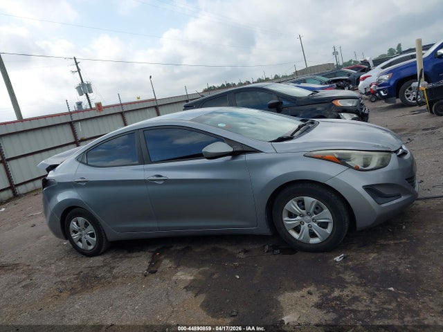 Продаж на аукціоні авто 2016 Hyundai Elantra Se, vin: 5NPDH4AE1GH776887, номер лоту: 44890859
