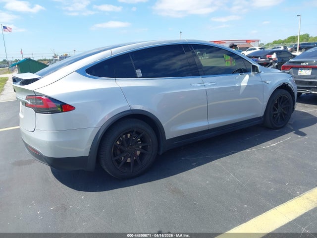2016 Tesla Model X 60d/70d/75d/90d/p100d მანქანა იყიდება აუქციონზე, vin: 5YJXCBE25GF019120, აუქციონის ნომერი: 44890871