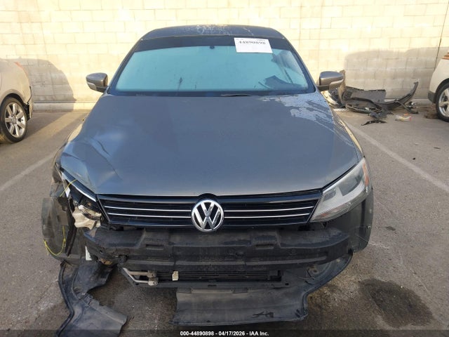 2013 Volkswagen Jetta Se მანქანა იყიდება აუქციონზე, vin: 3VWDP7AJ2DM449810, აუქციონის ნომერი: 44890898
