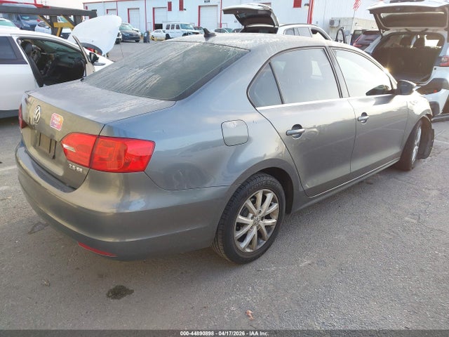 2013 Volkswagen Jetta Se მანქანა იყიდება აუქციონზე, vin: 3VWDP7AJ2DM449810, აუქციონის ნომერი: 44890898