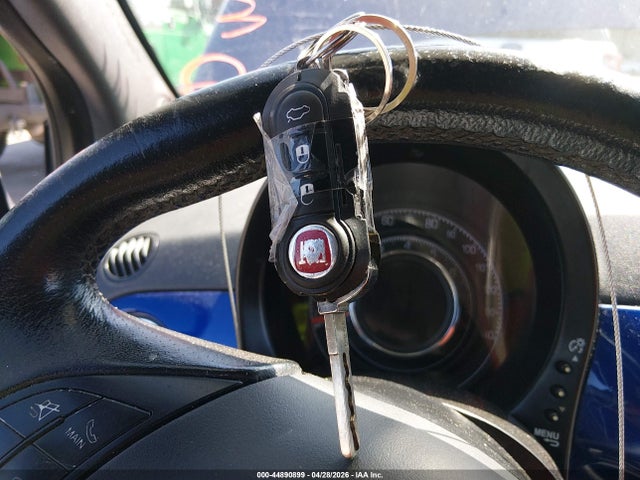44890899 :رقم المزاد ، 3C3CFFBR2DT624373 vin ، 2013 Fiat 500 Sport مزاد بيع