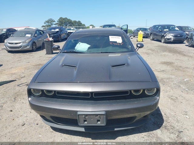2017 Dodge Challenger Sxt მანქანა იყიდება აუქციონზე, vin: 2C3CDZAG4HH588966, აუქციონის ნომერი: 44890906