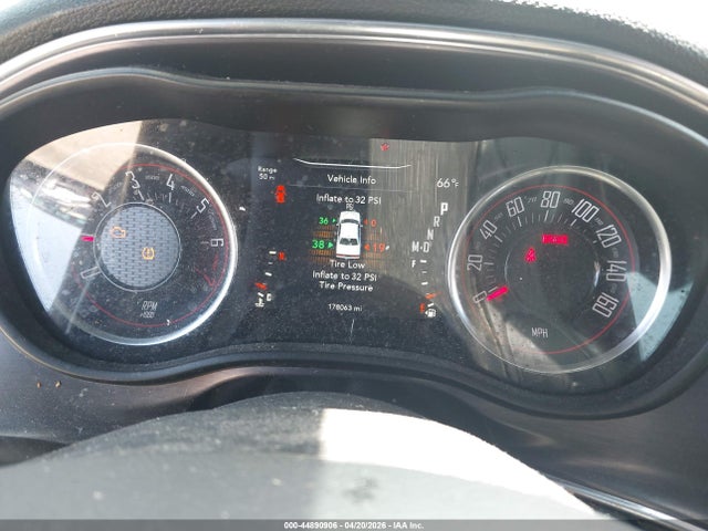 2017 Dodge Challenger Sxt მანქანა იყიდება აუქციონზე, vin: 2C3CDZAG4HH588966, აუქციონის ნომერი: 44890906