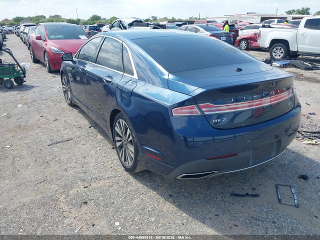 2017 LINCOLN MKZ 3LN6L5C9XHR644315 Photo 2