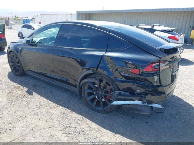 2018 Tesla Model X მანქანა იყიდება აუქციონზე, vin: 5YJXCBE47JF111337, აუქციონის ნომერი: 44890929