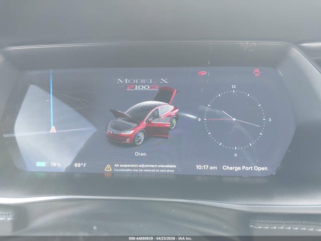 2018 Tesla Model X მანქანა იყიდება აუქციონზე, vin: 5YJXCBE47JF111337, აუქციონის ნომერი: 44890929