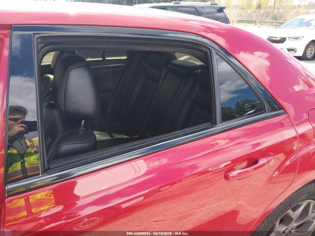2C3CCAGG9FH908937 Chrysler 300 300s