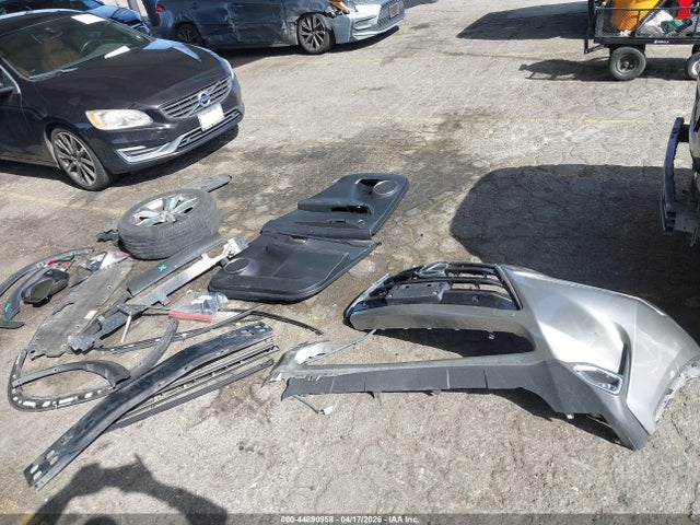 JTJYARBZ5H2067111 Lexus NX 200T