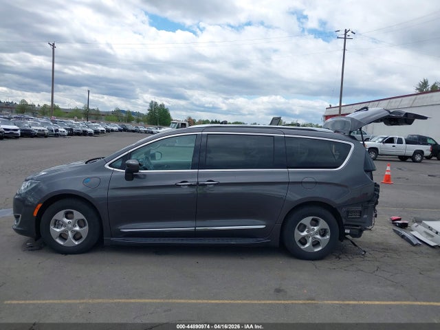 Продажа на аукционе авто 2018 Chrysler Pacifica Hybrid Touring L, vin: 2C4RC1L74JR183780, номер лота: 44890974