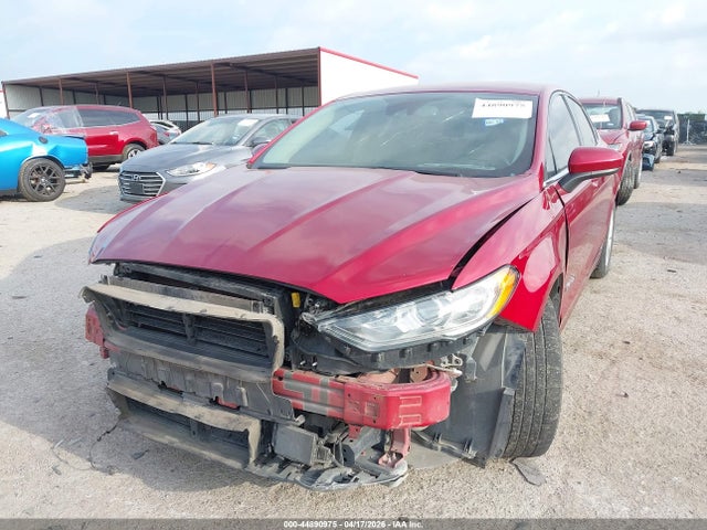 44890975 :رقم المزاد ، 3FA6P0LU1KR226304 vin ، 2019 Ford Fusion Hybrid Se مزاد بيع