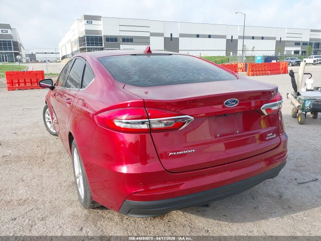 44890975 :رقم المزاد ، 3FA6P0LU1KR226304 vin ، 2019 Ford Fusion Hybrid Se مزاد بيع
