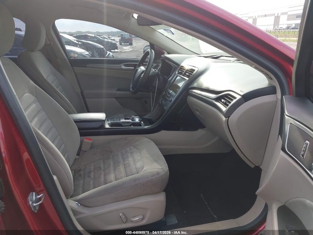44890975 :رقم المزاد ، 3FA6P0LU1KR226304 vin ، 2019 Ford Fusion Hybrid Se مزاد بيع