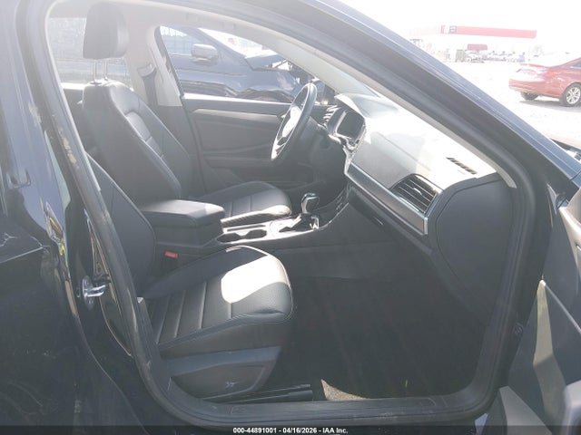 2024 VOLKSWAGEN JETTA 3VWEM7BUXRM081714 Photo 4