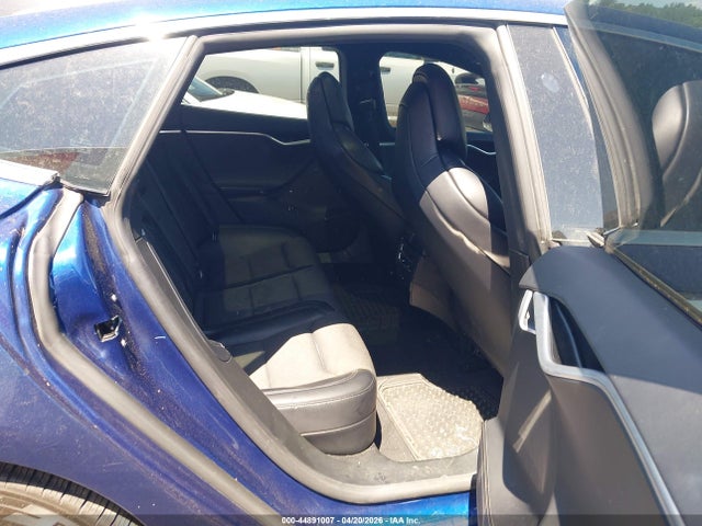 44891007 :رقم المزاد ، 5YJSA1E28JF249378 vin ، 2018 Tesla Model S 100d/75d/p100d مزاد بيع