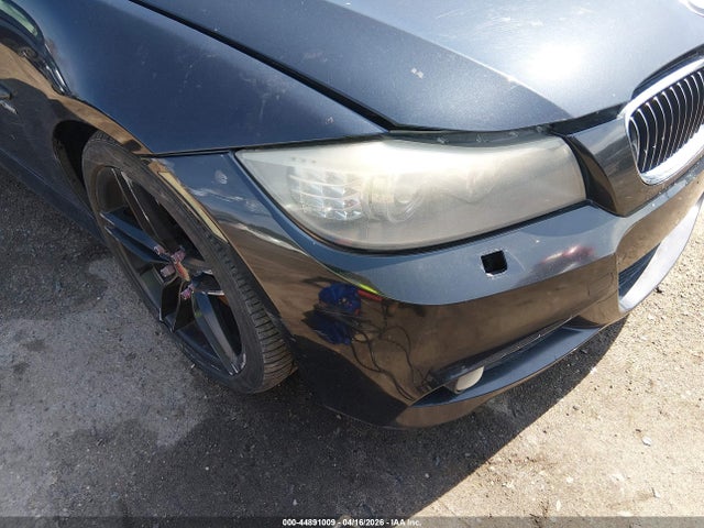 2011 Bmw 335i Xdrive მანქანა იყიდება აუქციონზე, vin: WBAPL5G59BNN23380, აუქციონის ნომერი: 44891009
