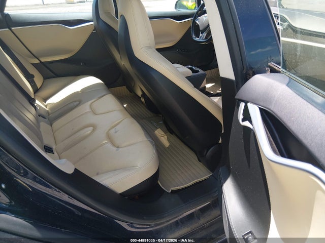 Продаж на аукціоні авто 2014 Tesla Model S P85, vin: 5YJSA1H10EFP43579, номер лоту: 44891035