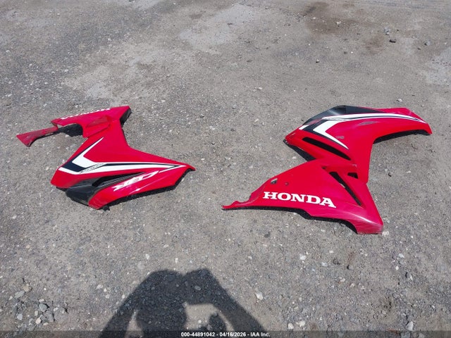 44891042 :رقم المزاد ، MLHPC6211K5000526 vin ، 2019 Honda Cbr500 R مزاد بيع