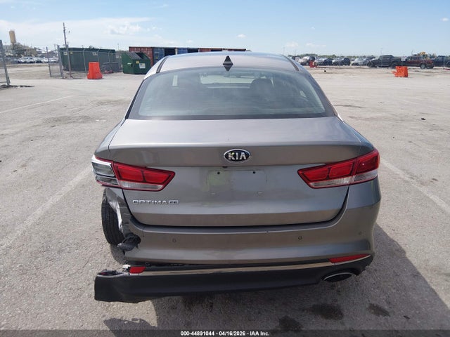2018 Kia Optima Lx მანქანა იყიდება აუქციონზე, vin: 5XXGT4L32JG213499, აუქციონის ნომერი: 44891044