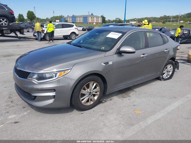 2018 Kia Optima Lx მანქანა იყიდება აუქციონზე, vin: 5XXGT4L32JG213499, აუქციონის ნომერი: 44891044