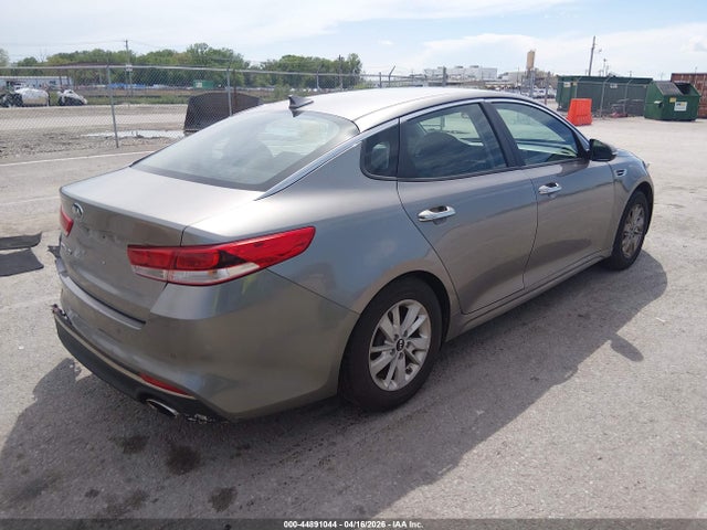 2018 Kia Optima Lx მანქანა იყიდება აუქციონზე, vin: 5XXGT4L32JG213499, აუქციონის ნომერი: 44891044