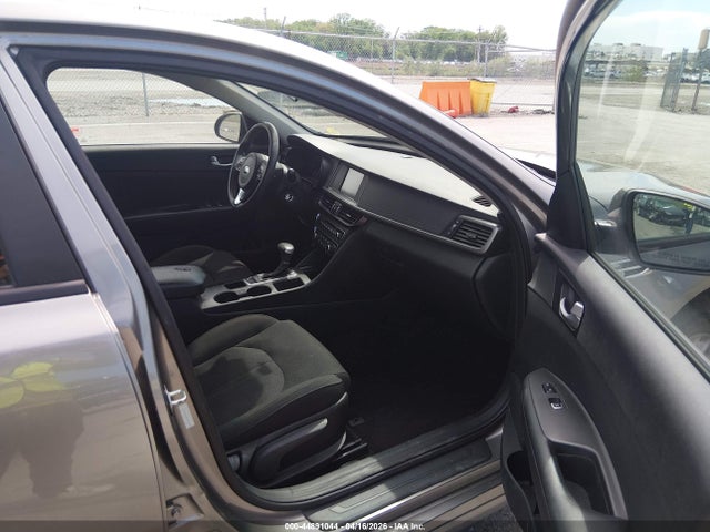 2018 Kia Optima Lx მანქანა იყიდება აუქციონზე, vin: 5XXGT4L32JG213499, აუქციონის ნომერი: 44891044