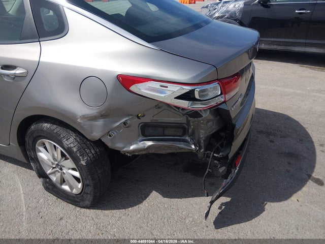 2018 Kia Optima Lx მანქანა იყიდება აუქციონზე, vin: 5XXGT4L32JG213499, აუქციონის ნომერი: 44891044