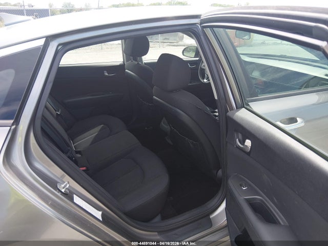 2018 Kia Optima Lx მანქანა იყიდება აუქციონზე, vin: 5XXGT4L32JG213499, აუქციონის ნომერი: 44891044