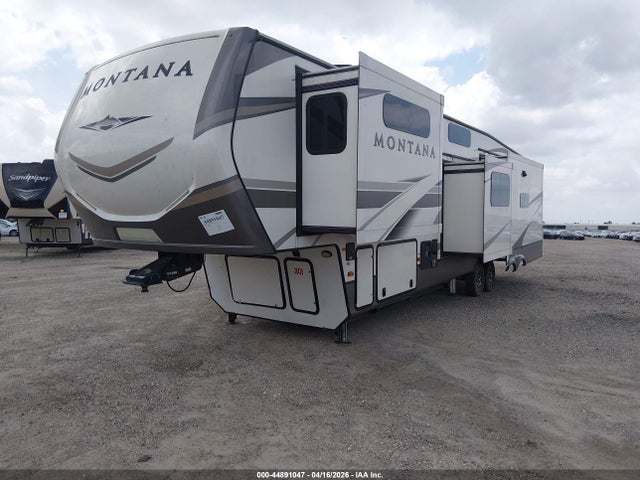 4YDF38521L4701540 Keystone Montana 3855br