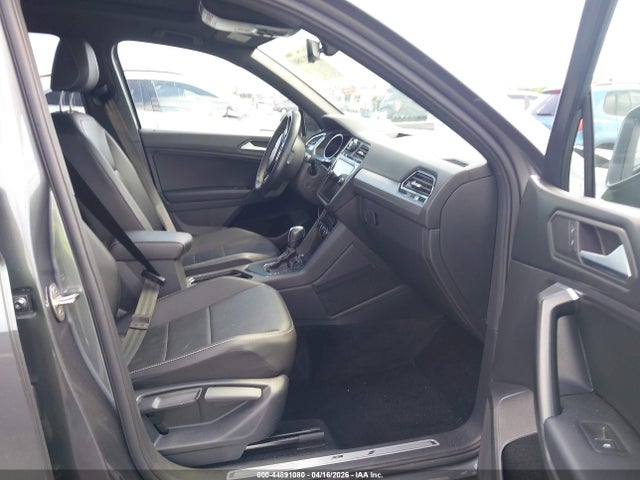 Auction sale of the 2021 Volkswagen Tiguan 2.0t Se/2.0t Se R-line Black/2.0t Sel, vin: 3VV3B7AX9MM086358, lot number: 44891080