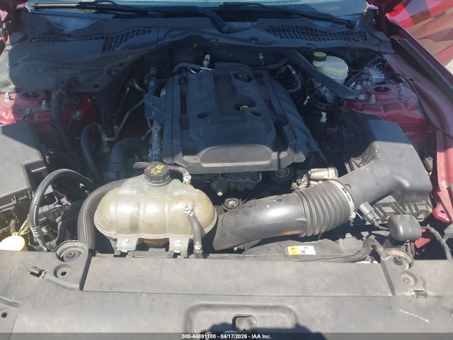 44891100 :رقم المزاد ، 1FATP8UH8F5412028 vin ، 2015 Ford Mustang Ecoboost Premium مزاد بيع