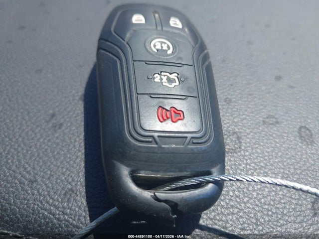 44891100 :رقم المزاد ، 1FATP8UH8F5412028 vin ، 2015 Ford Mustang Ecoboost Premium مزاد بيع