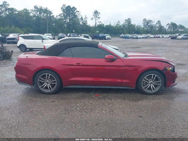 44891100 :رقم المزاد ، 1FATP8UH8F5412028 vin ، 2015 Ford Mustang Ecoboost Premium مزاد بيع