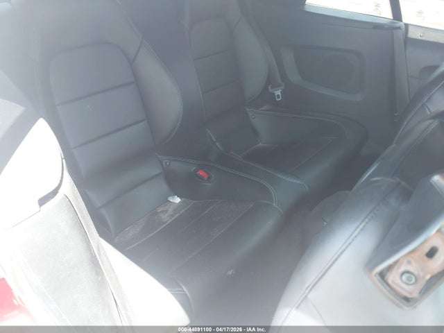 44891100 :رقم المزاد ، 1FATP8UH8F5412028 vin ، 2015 Ford Mustang Ecoboost Premium مزاد بيع