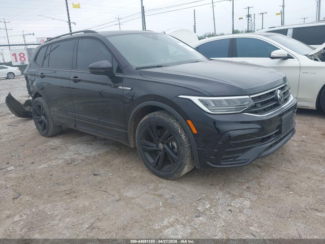 2024 Volkswagen Tiguan 2.0t Se R-line Black მანქანა იყიდება აუქციონზე, vin: 3VVCB7AX9RM100086, აუქციონის ნომერი: 44891103
